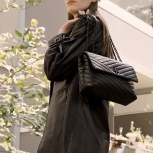 🔥NWT!! Tory Burch Kira gunmetal chevron shoulder bag🔥